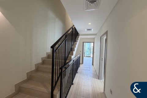 Adosado en DAMAC Hills (Akoya by DAMAC), Dubai, 5 dormitorios, 328 m², № 98576 - foto 21