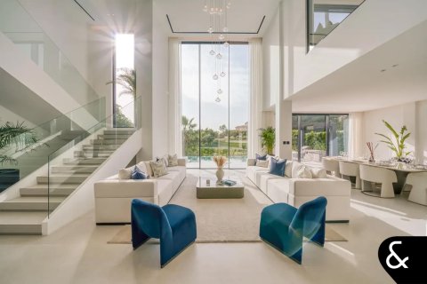 Villa en Jumeirah Islands, Dubai, 5 dormitorios, 585 m², № 98585 - foto 4