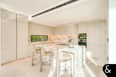 Villa en Jumeirah Islands, Dubai, 5 dormitorios, 585 m², № 98585 - foto 11