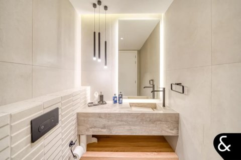 Villa en Jumeirah Islands, Dubai, 5 dormitorios, 585 m², № 98585 - foto 23