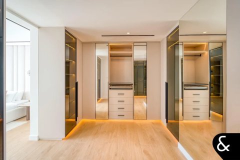 Villa en Jumeirah Islands, Dubai, 5 dormitorios, 585 m², № 98585 - foto 24