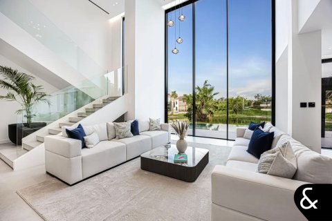 Villa en Jumeirah Islands, Dubai, 5 dormitorios, 585 m², № 98585 - foto 3