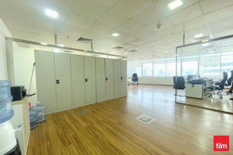 Office in Dubai 228.7 sq.m. № 50158 - photo 10