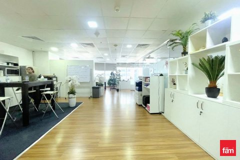 Office in Dubai 228.7 sq.m. № 50158 - photo 4
