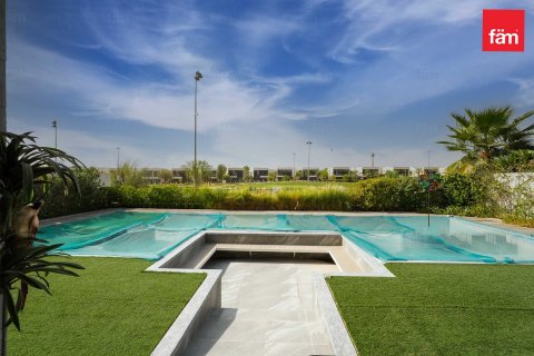 Villa in Dubai 5 bedrooms, 610.6 sq.m. № 50136 - photo 27