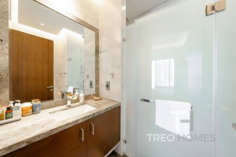 Apartment in Jumeirah Lake Towers, Dubai 4 bedrooms, 417 sq.m. № 16775 - photo 12