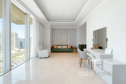 Apartment in Jumeirah Lake Towers, Dubai 4 bedrooms, 417 sq.m. № 16775 - photo 8