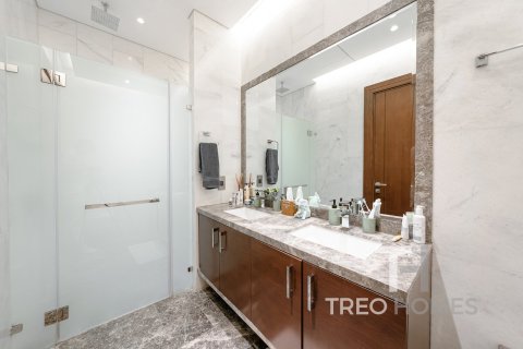 Apartment in Jumeirah Lake Towers, Dubai 4 bedrooms, 417 sq.m. № 16775 - photo 18