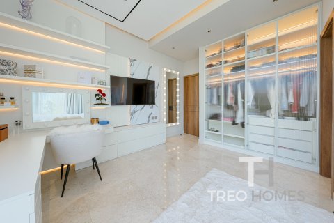 Villa in Jumeirah Park, Dubai 6 bedrooms, 557 sq.m. № 16773 - photo 26