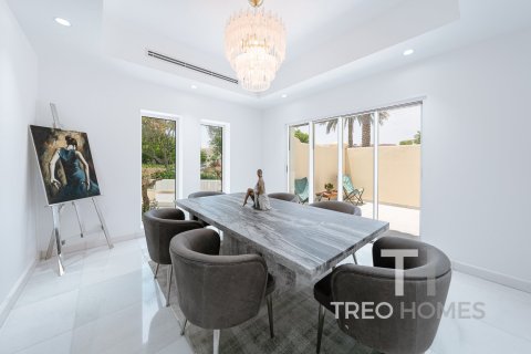 Villa in Arabian Ranches, Dubai 6 bedrooms, 480 sq.m. № 16774 - photo 5