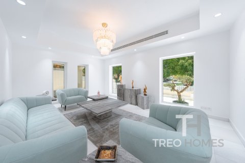 Villa in Arabian Ranches, Dubai 6 bedrooms, 480 sq.m. № 16774 - photo 3