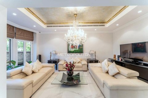 Villa en Palm Jumeirah, Dubai, 3 dormitorios, 423 m², № 14685 - foto 4