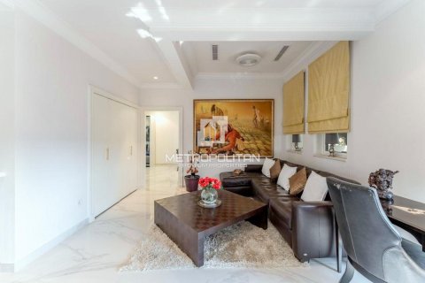 Villa en Palm Jumeirah, Dubai, 3 dormitorios, 423 m², № 14685 - foto 16
