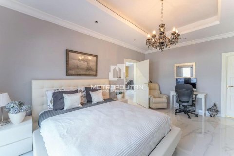 Villa en Palm Jumeirah, Dubai, 3 dormitorios, 423 m², № 14685 - foto 19