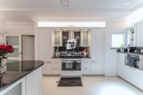 Villa en Palm Jumeirah, Dubai, 3 dormitorios, 423 m², № 14685 - foto 18
