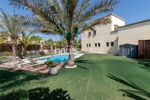 Villa in Jumeirah Park, Dubai 3 bedrooms, 295 sq.m. № 43487 - photo 23