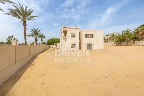 Terreno en Emirates Hills, Dubai, 2606 m², № 65689 - foto 3