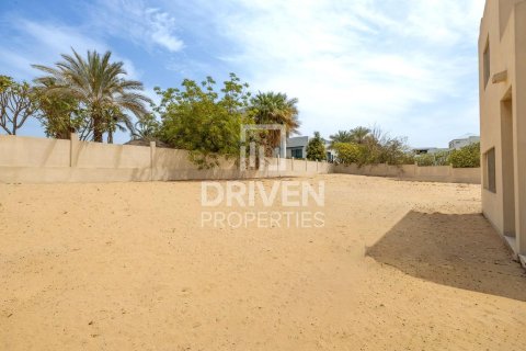 Terreno en Emirates Hills, Dubai, 2606 m², № 65689 - foto 13