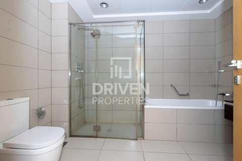 Apartment in Dubai Marina, Dubai 2 bedrooms, 152.55 sq.m. № 129496 - photo 10