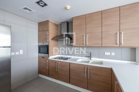 Apartment in Dubai Marina, Dubai 2 bedrooms, 152.55 sq.m. № 129496 - photo 15