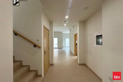 Villa en Dubai, 4 dormitorios, 441.3 m², № 71881 - foto 4