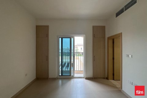 Villa en Dubai, 4 dormitorios, 441.3 m², № 71881 - foto 6