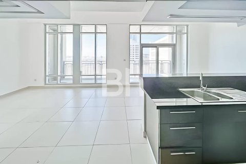 Снять в аренду квартиру в Даунтаун Дубай (Даунтаун Бурдж Дубай), Дубай: 1 спальня, 77м², № 21066 - фото 8
