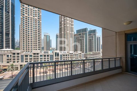 Apartment in Downtown Dubai (Downtown Burj Dubai), Dubai 2 bedrooms, 154 sq.m. № 21051 - photo 12