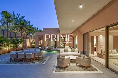 Villa en Dubai, 5 dormitorios, 1394 m², № 21052 - foto 2