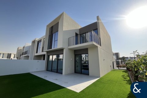 Villa in Nara, The Valley, Dubai 4 bedrooms, 258 sq.m. № 98780 - photo 1