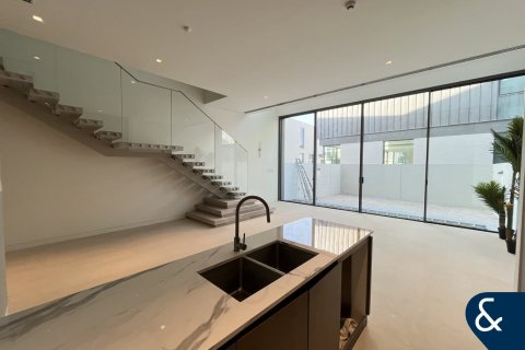 Townhouse in Dubai 3 bedrooms, 344 sq.m. № 98782 - photo 16