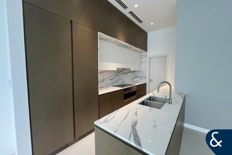 Townhouse in Dubai 3 bedrooms, 344 sq.m. № 98782 - photo 6