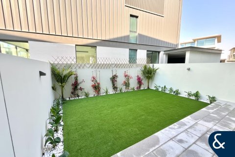 Townhouse in Dubai 3 bedrooms, 344 sq.m. № 98782 - photo 26