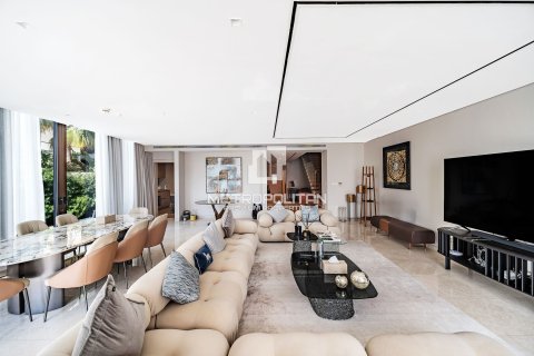 Townhouse in Jumeirah Bay Island, Jumeirah, Dubai 5 bedrooms, 674 sq.m. № 73503 - photo 19