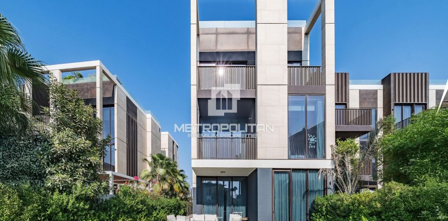 Таунхаус в Jumeirah Bay Island, Джумейра, Дубай, 5 спален, 674м², № 73503
