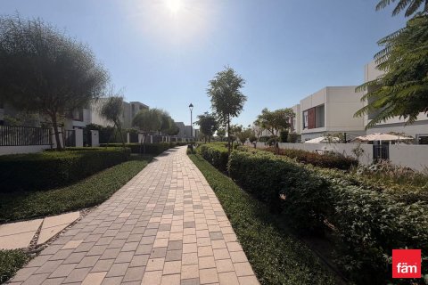 Villa en Dubai, 3 dormitorios, 161 m², № 95795 - foto 9