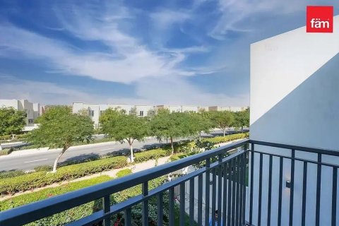 Villa en Dubai, 3 dormitorios, 161 m², № 95795 - foto 2