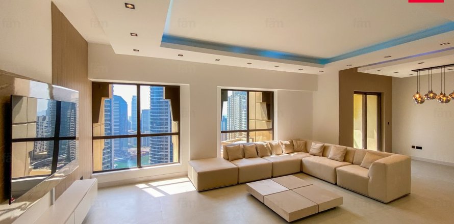 Квартира в Дубае, 4 спальни, 256.7м², № 59051