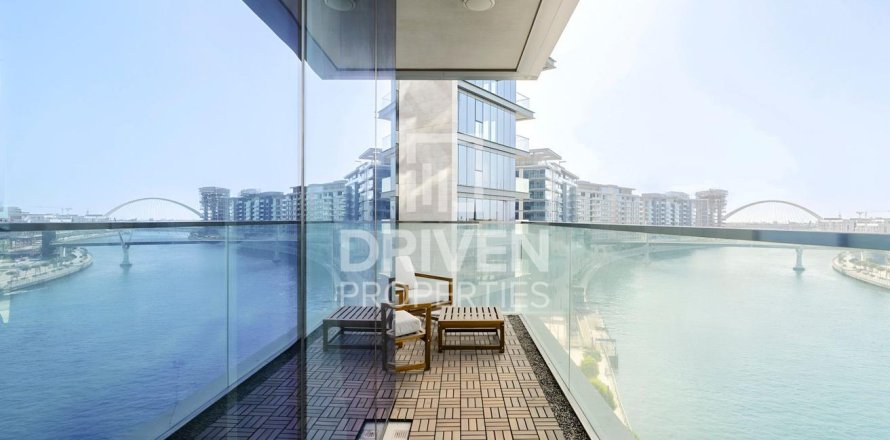Apartment in Al Wasl, Dubai 2 bedrooms, 150.78 sq.m. № 137292