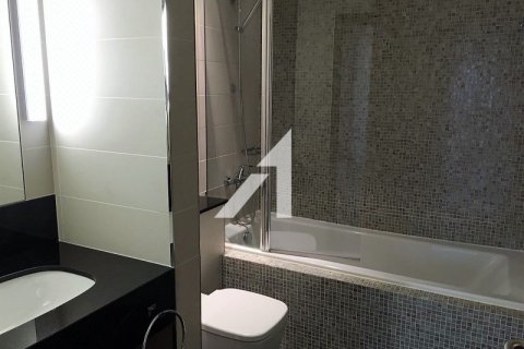 Appartement à Central Park Tower, DIFC, Dubai, 1 chambre, 102.9 m², № 63041 - photo 8