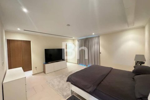 Villa in Jumeirah Park, Dubai 4 bedrooms, 808 sq.m. № 24105 - photo 7