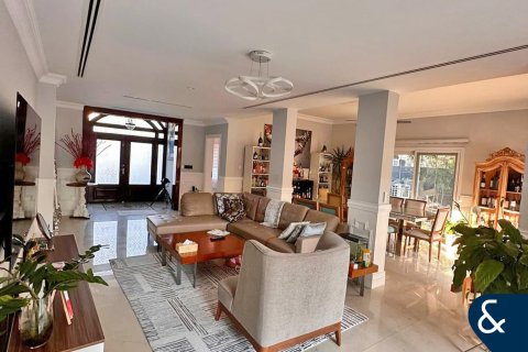 فيلا في Meadows, دبي 5 غرف نوم , 343 م² رقم 76028 - صورة 3