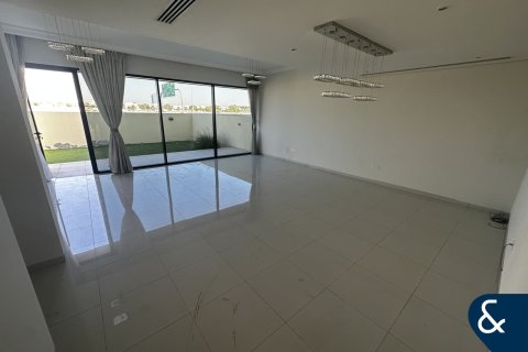 Villa in DAMAC Hills (Akoya by DAMAC), Dubai 3 bedrooms, 251 sq.m. № 76362 - photo 3