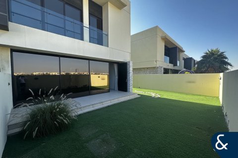 Villa in DAMAC Hills (Akoya by DAMAC), Dubai 3 bedrooms, 251 sq.m. № 76362 - photo 2