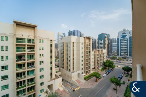 Apartment in AL GHOZLAN in Greens, Dubai 1 bedroom, 71 sq.m. № 79225 - photo 11