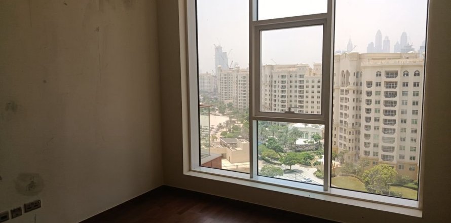 Apartment in Palm Jumeirah, Dubai 2 bedrooms, 159 sq.m. № 52422