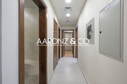 Appartement à Al Furjan, Dubai, 2 chambres, 111.8 m², № 78511 - photo 3