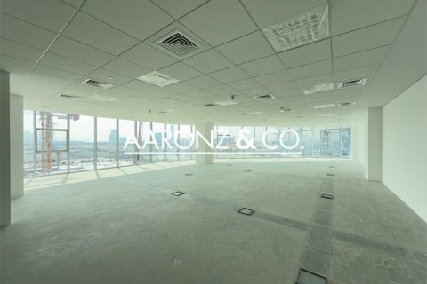 Bureau à Umm Ramool, Dubai, 853.6 m², № 78514 - photo 7