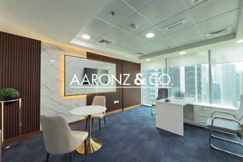 Bureau à Business Bay, Dubai, 197.9 m², № 78516 - photo 14