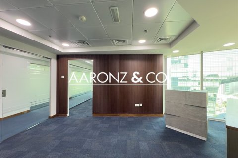 Bureau à Business Bay, Dubai, 197.9 m², № 78516 - photo 11